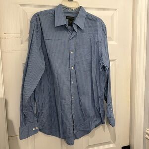 🩵3 FOR $20 Banana Republic Blue Stripped Men’s Button Down Shirt Size Large